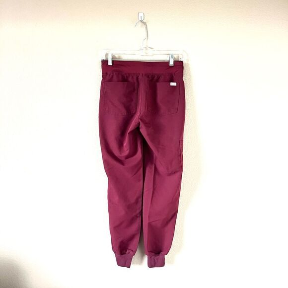 Figs Burgundy Scrub Top and Pants Set - XXS/XXSP - Picture 6 of 9